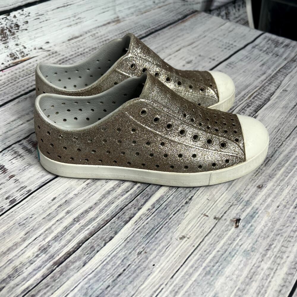 Native Kids Slip On Play Shoes Rubber Rose Gold Glitter 3